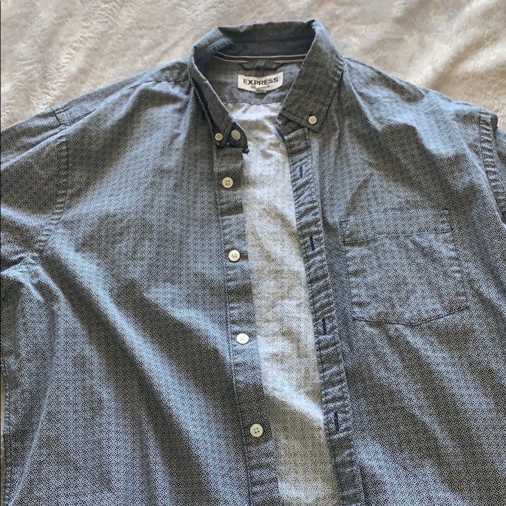 Long sleeve button shirt